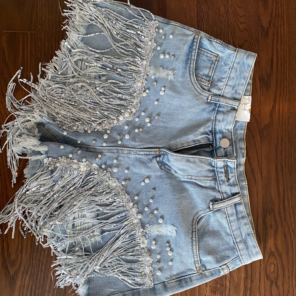 NWT Justine Style Etsy shop embellished shorts